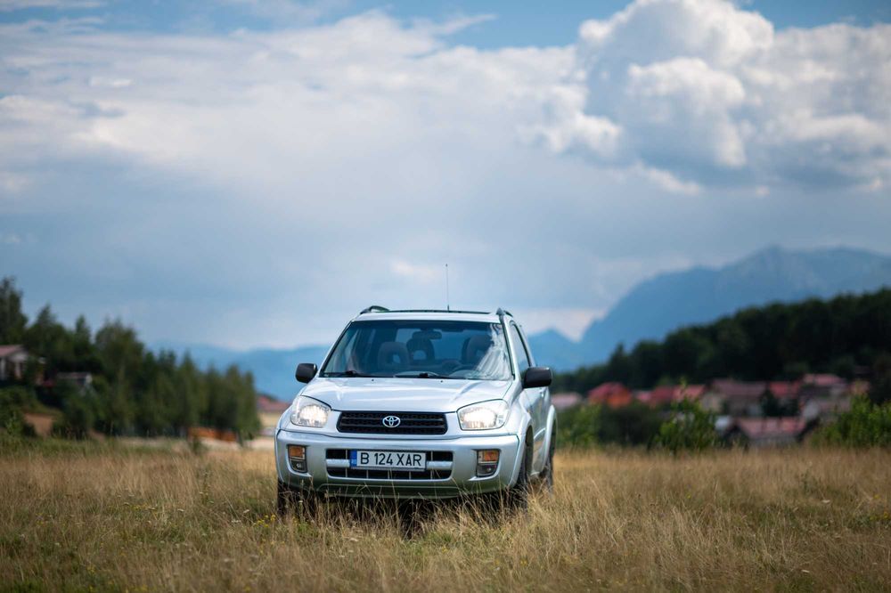 Toyota RAV 4 II 2.0 VVT-i 4x4, automata, Benzina + GPL, trapa