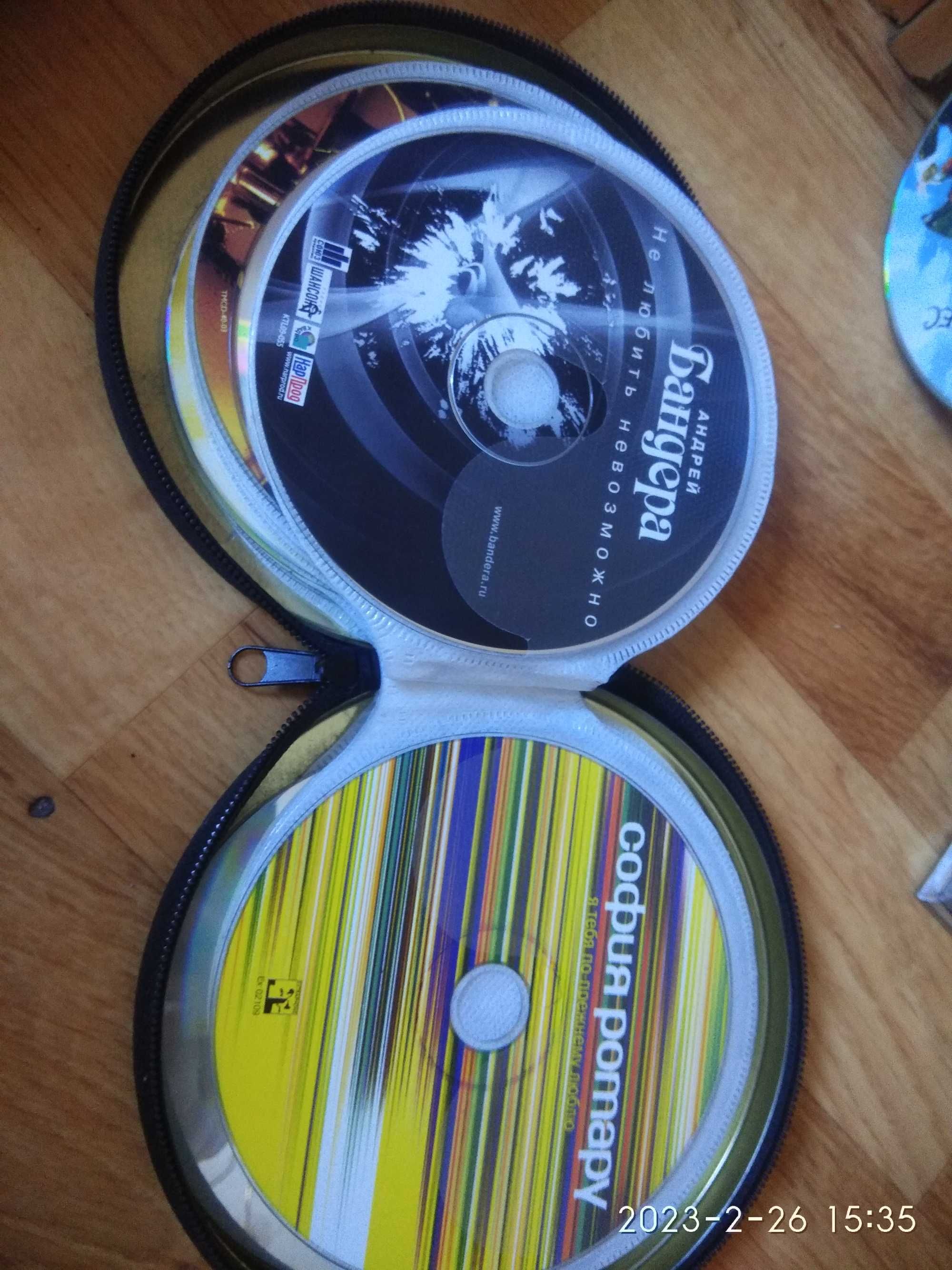 Продаются Сд  диски оригинальные.