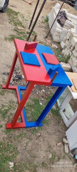 Стол для армрестлинга