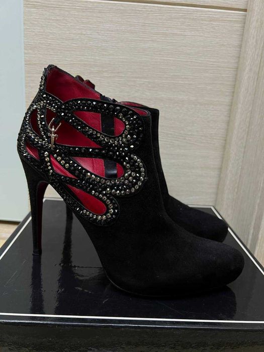 Сапоги женские брендовые