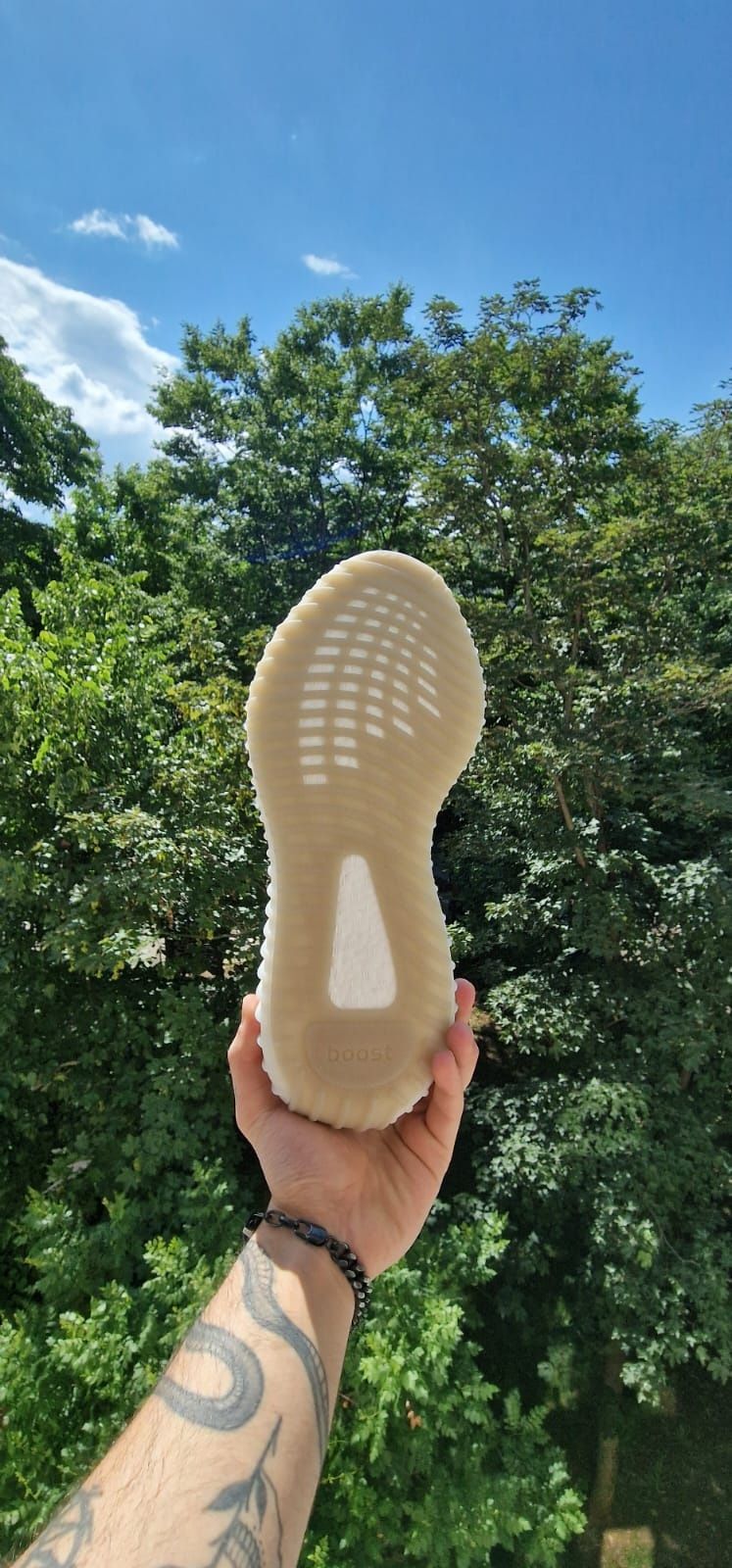 Yeezy 350 V2 Tail Light