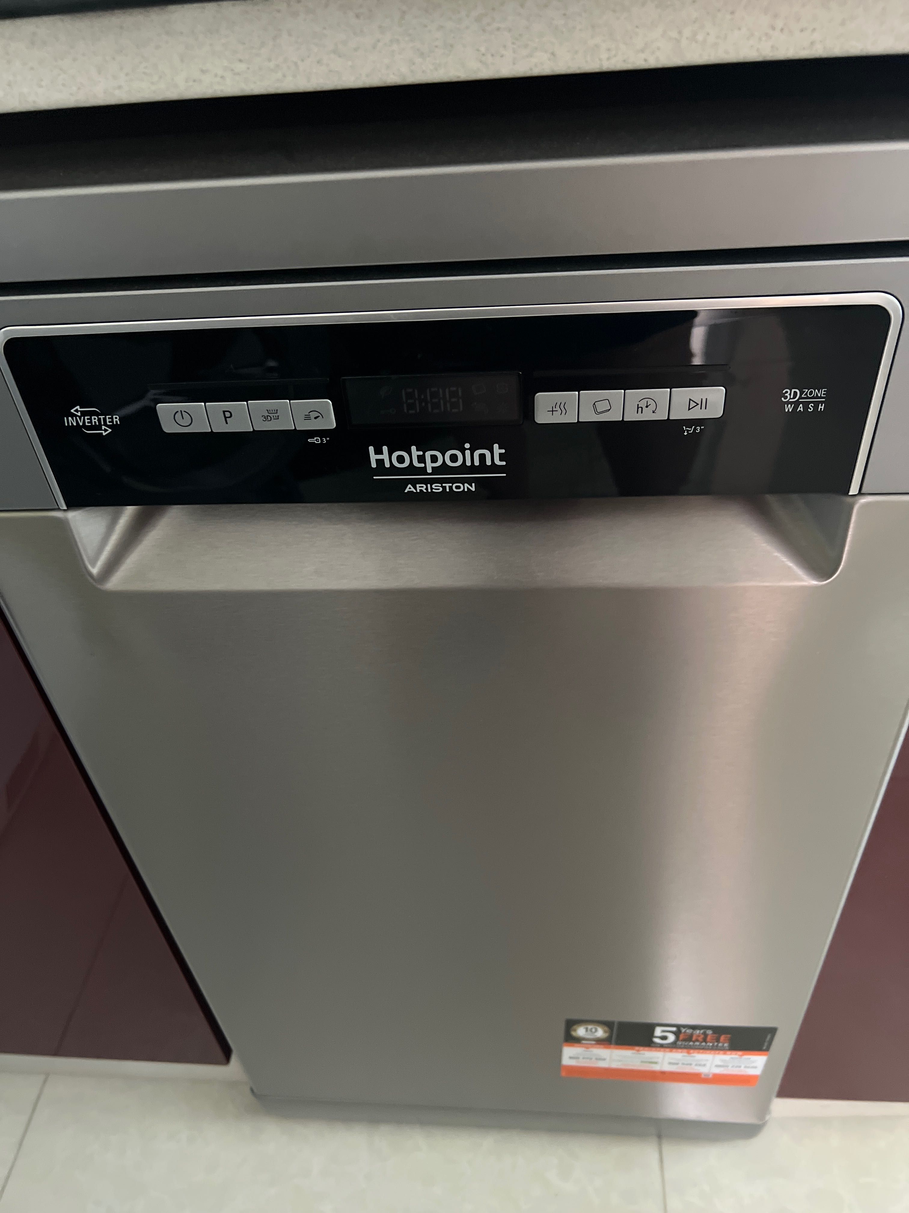Съдомиялна машина Hotpoint HSFO3T235WCX, 10 комплекта