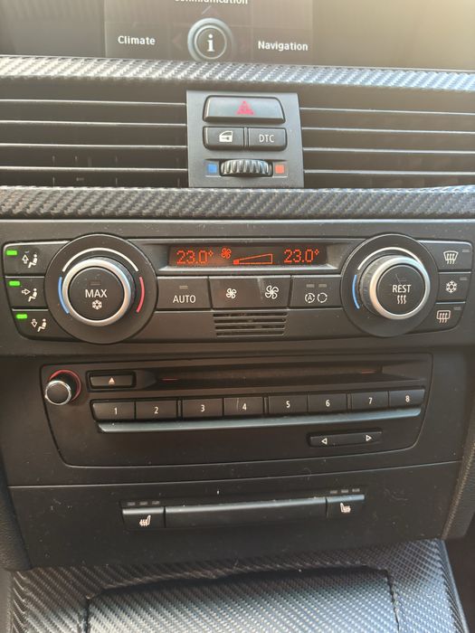 BMW E90 318i – 2.0 benzină, 129 CP, manuală 6 trepte – An 2006