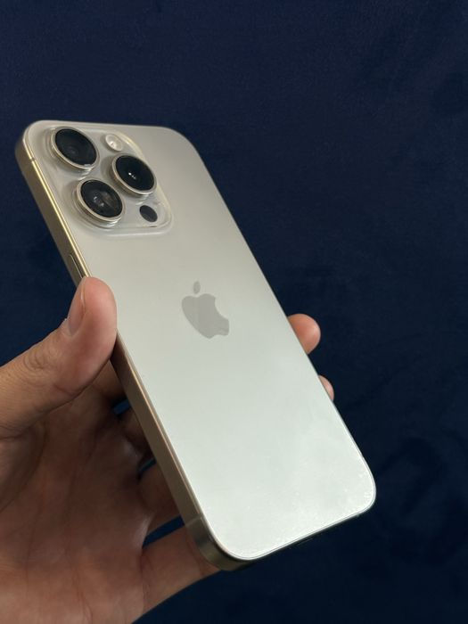 Iphone 15 pro 128 natural