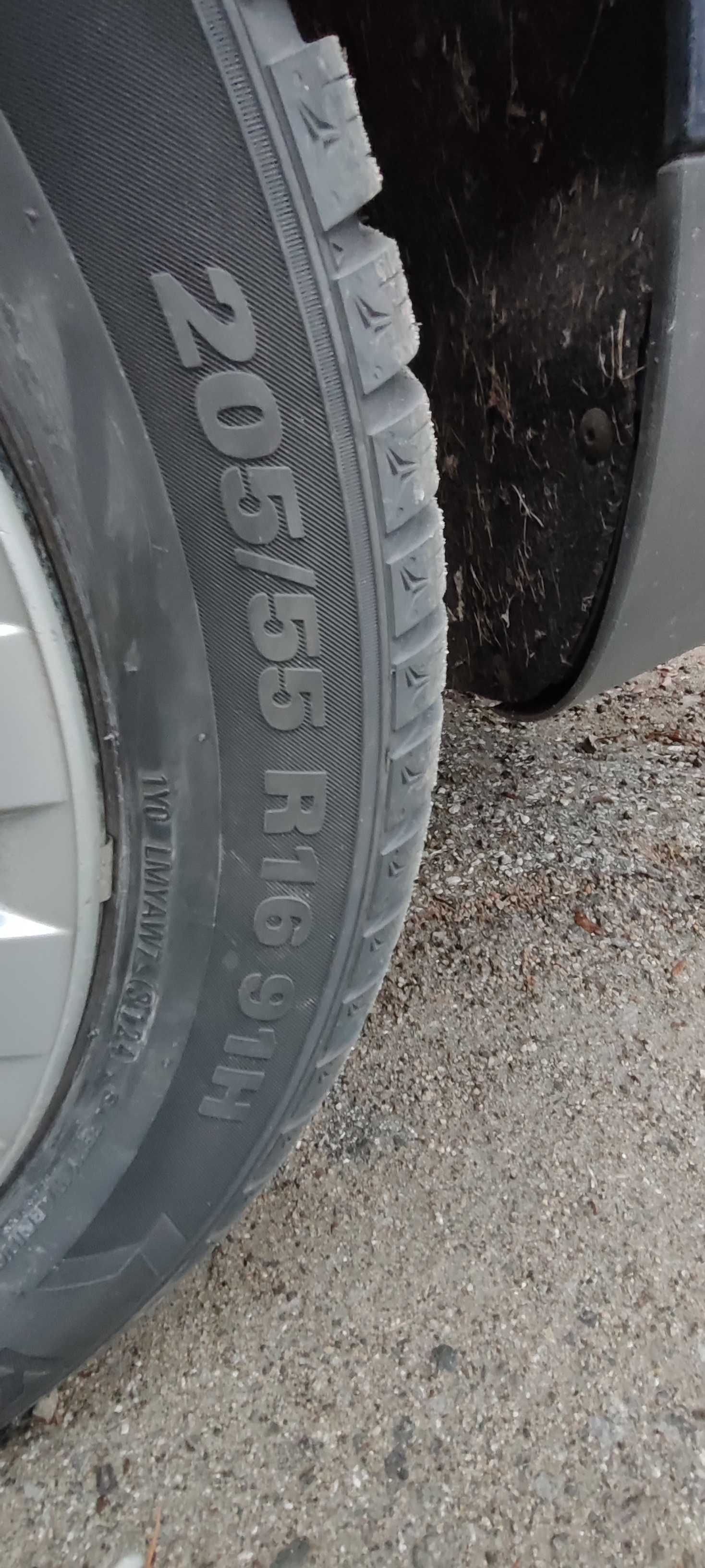 205 55 16 Kumho dot 3124