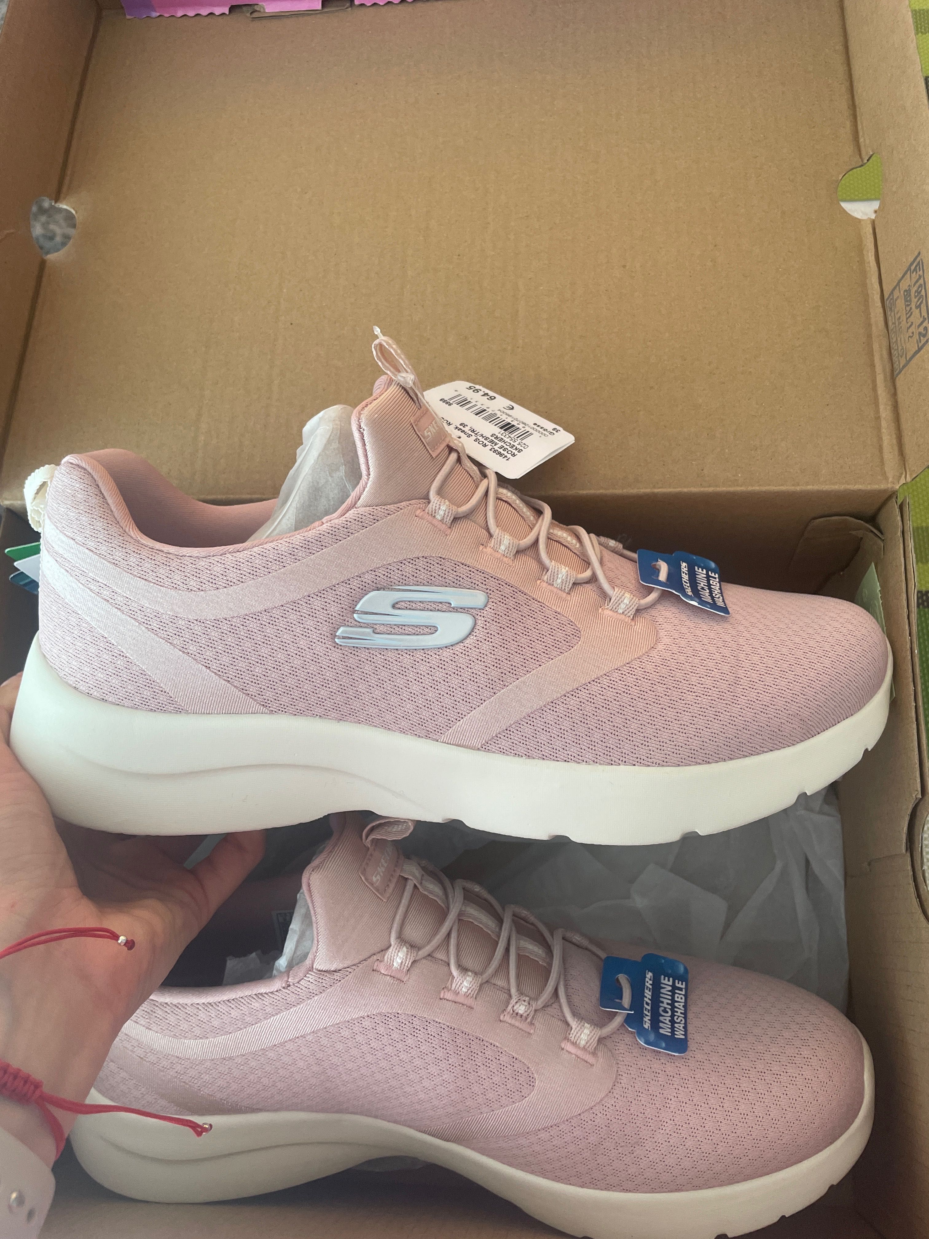 Чисто нови маратонки Skechers с етикет. Пролетно-летни, платнени!