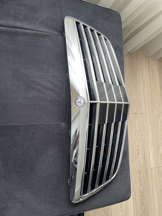 W211 S211 Distronic решетка