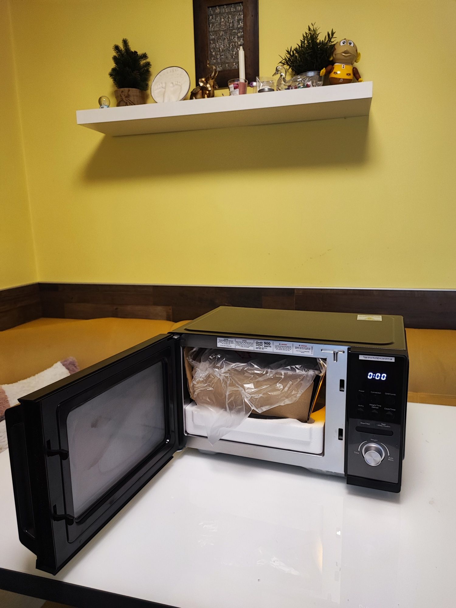 Комбинирана Микровълнова Russell Hobbs 25L нова