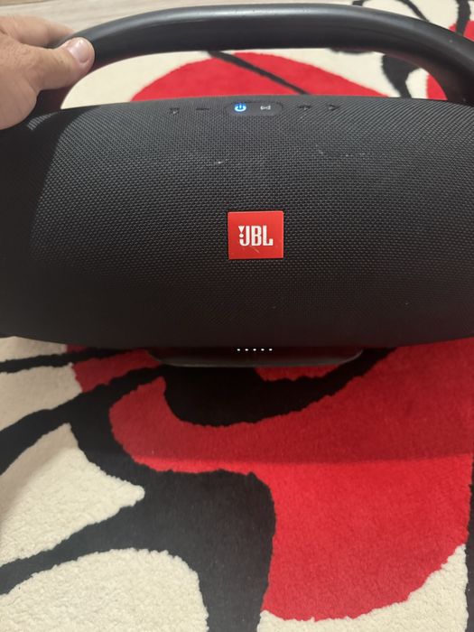 Boxa jbl boombox originala in stare foarte buna