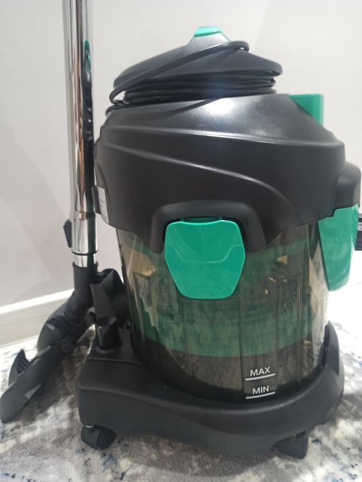 Пылисос UAKEEN продаю срочно