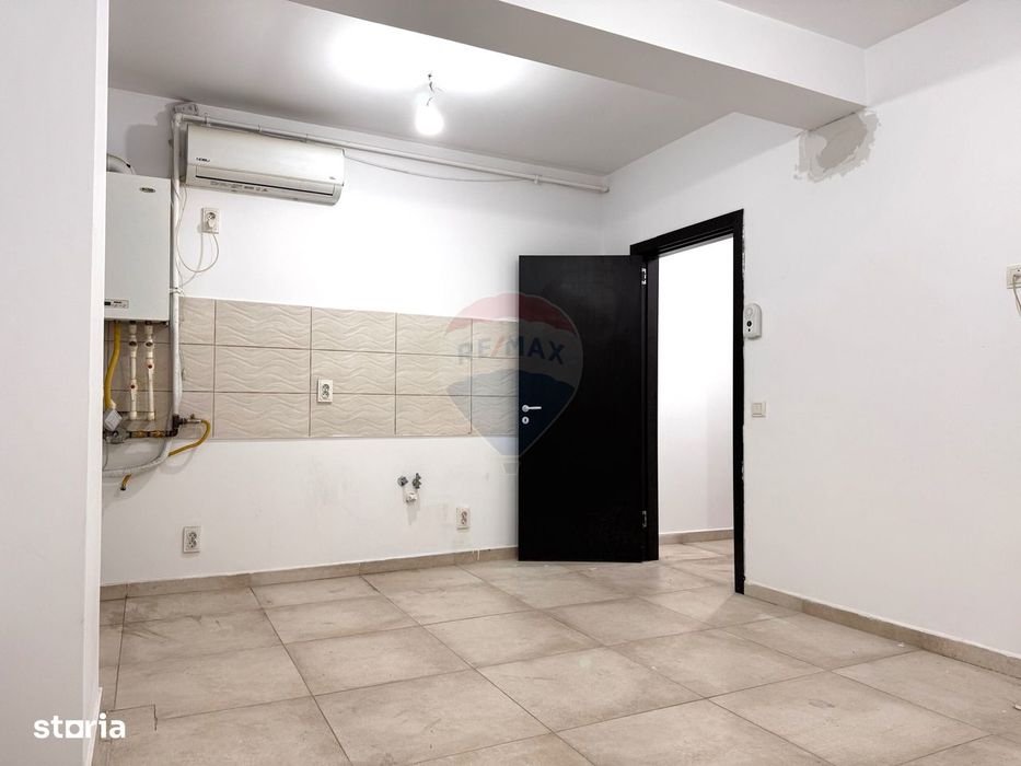 Garsoniera de vanzare 24mp  Leroy Merlin Bragadiru