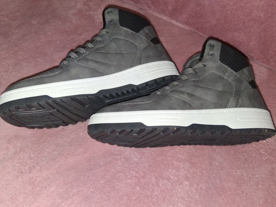 Vând ghete barbati noi-nouțe