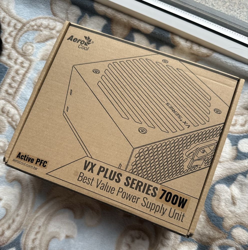 Комплектующие ПК мат Asrock SL B450, бп Aerocool 700w, Crucial ddr4 8g