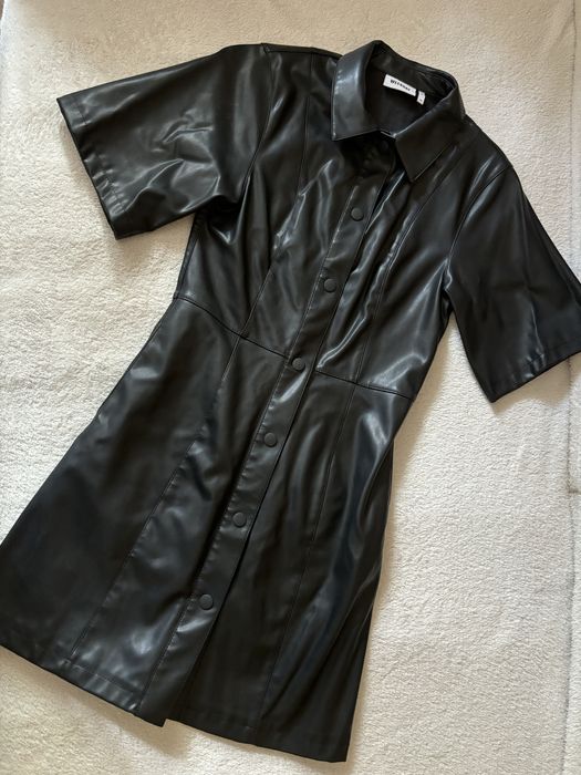 Къса кожена рокля - 36 размер