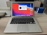 MacBook Air 2017 13” i5 8GB RAM 128 GB