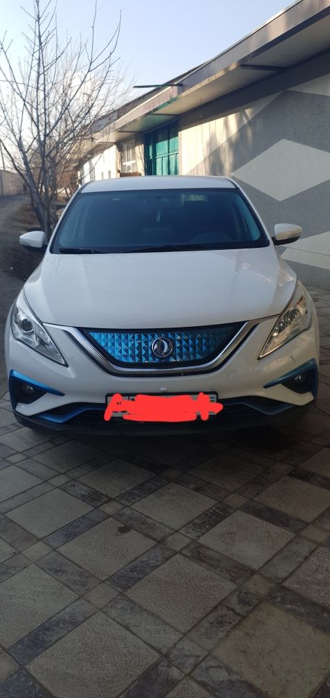 Dongfeng S50 электромобиль