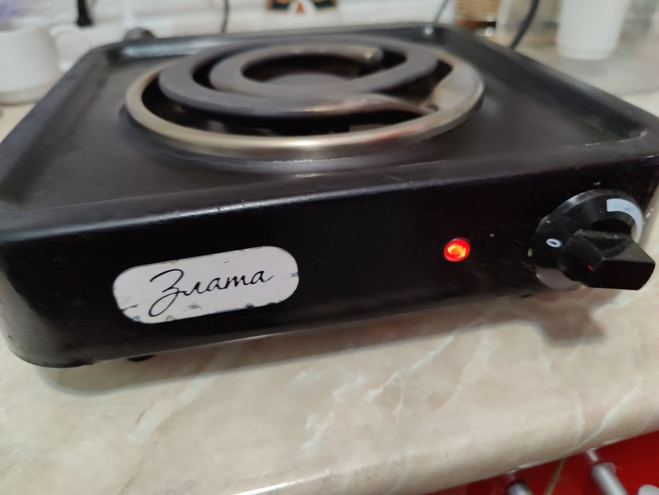 Продам электрическую плиту Мечта