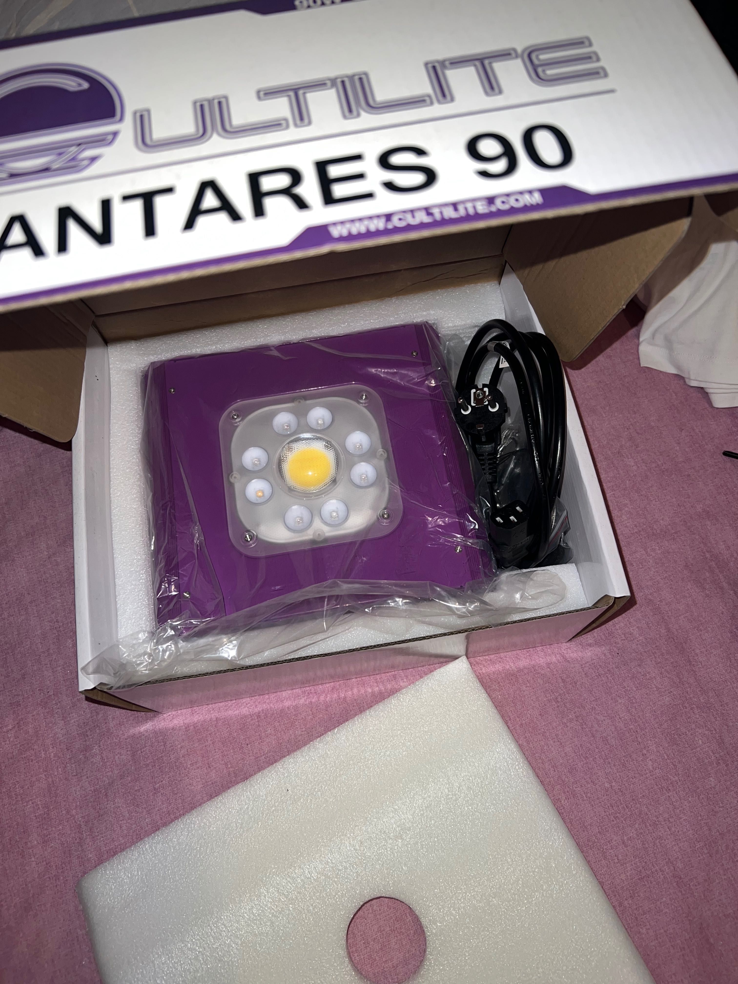 НОВО Лед лампа за растения Cultilite Led Antares 90W - Full Spectrum