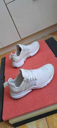 Adidasi unisex Nike/39