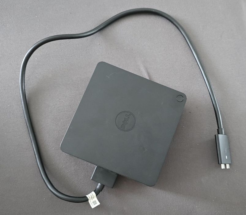 Dell TB16 Thunderbolt Dock – preț redus

Porturi Video: