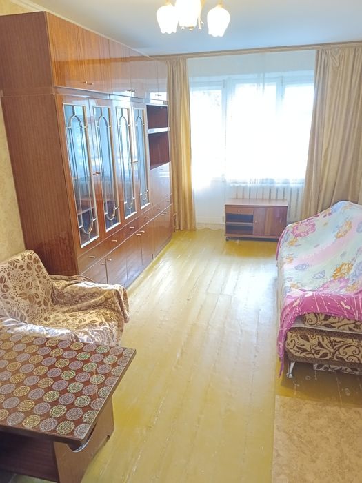 Продам 2 х комн., квар. 3-23-2 этаж.