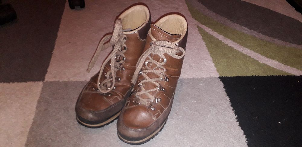 Bocanci de piele 45 import Suedia