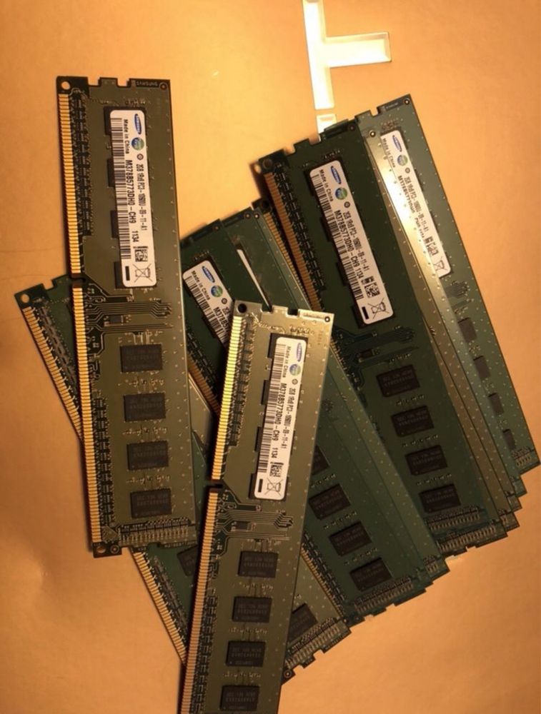 RAM 4GB / 2Gb - samsung corsair skhynx