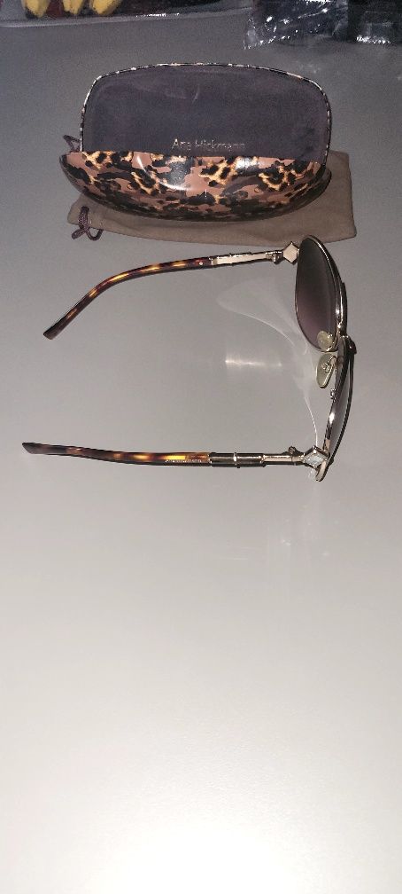 Слънчеви очила Ana Hickman