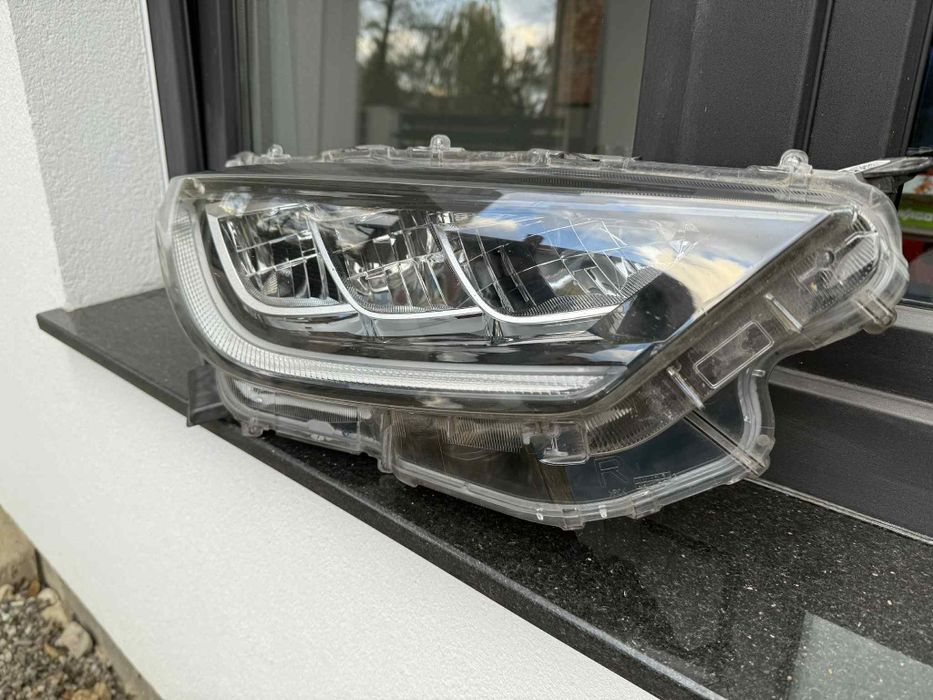 Vand far dreapta Toyota Yaris an(2020+)