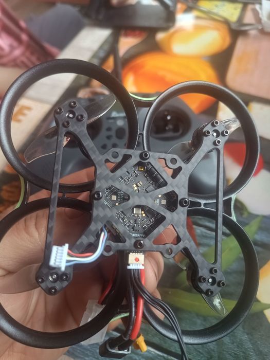 Drona Pavo 20 betafpv