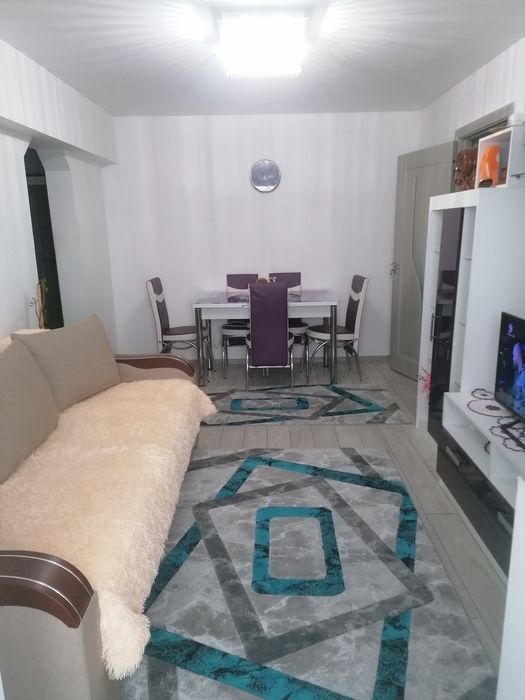 Vând apartament 2 camere