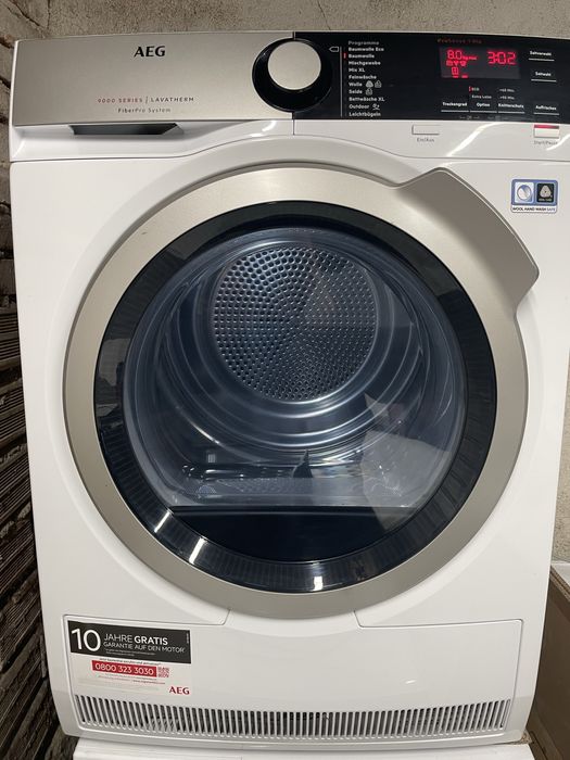 Сушилня AEG термопомпа 8 кг А+++ T9DE77685