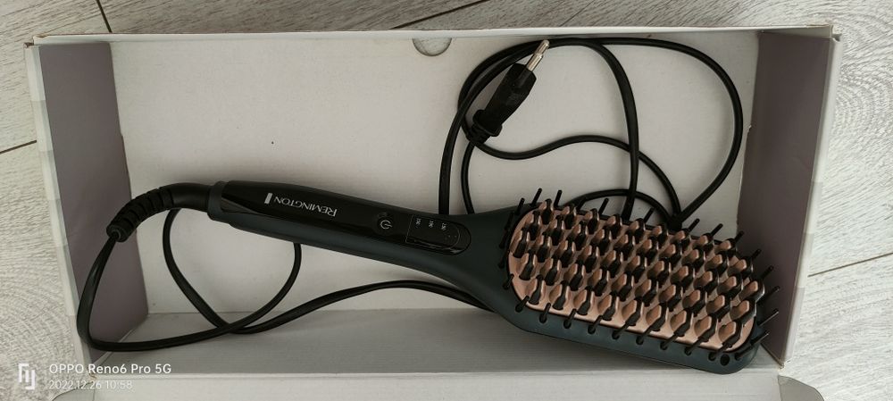 Perie Remington straight brush