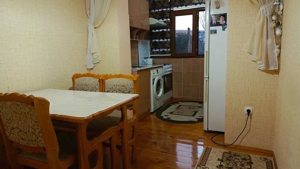 3 хонали квартира 2 каватда сотилади ремонти яхши Динамо