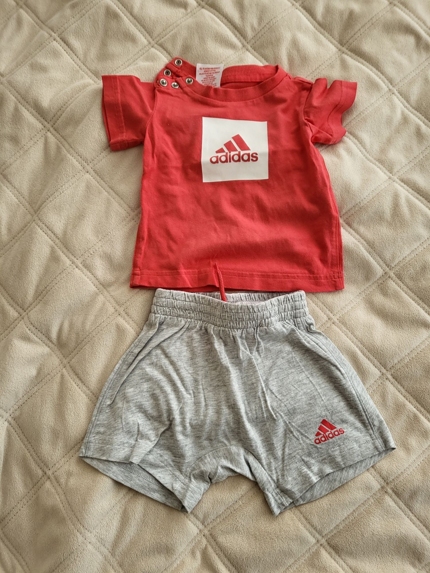 Комплет за бебе момиче Adidas ,0-3 м