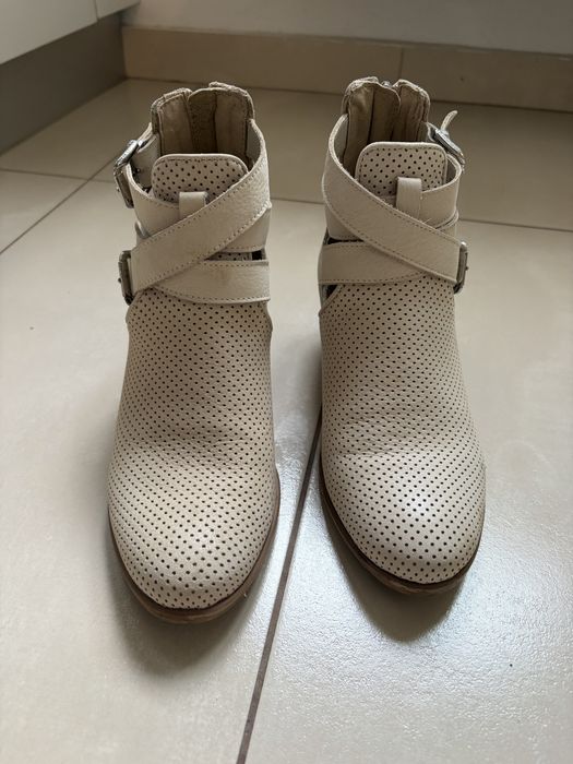 Botine Lasocki de toamna