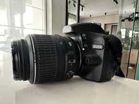 Nikon D3200 + Obiectiv Nikon 18-55mm AF-S