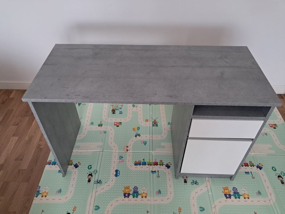 Birou Jysk gri cu alb