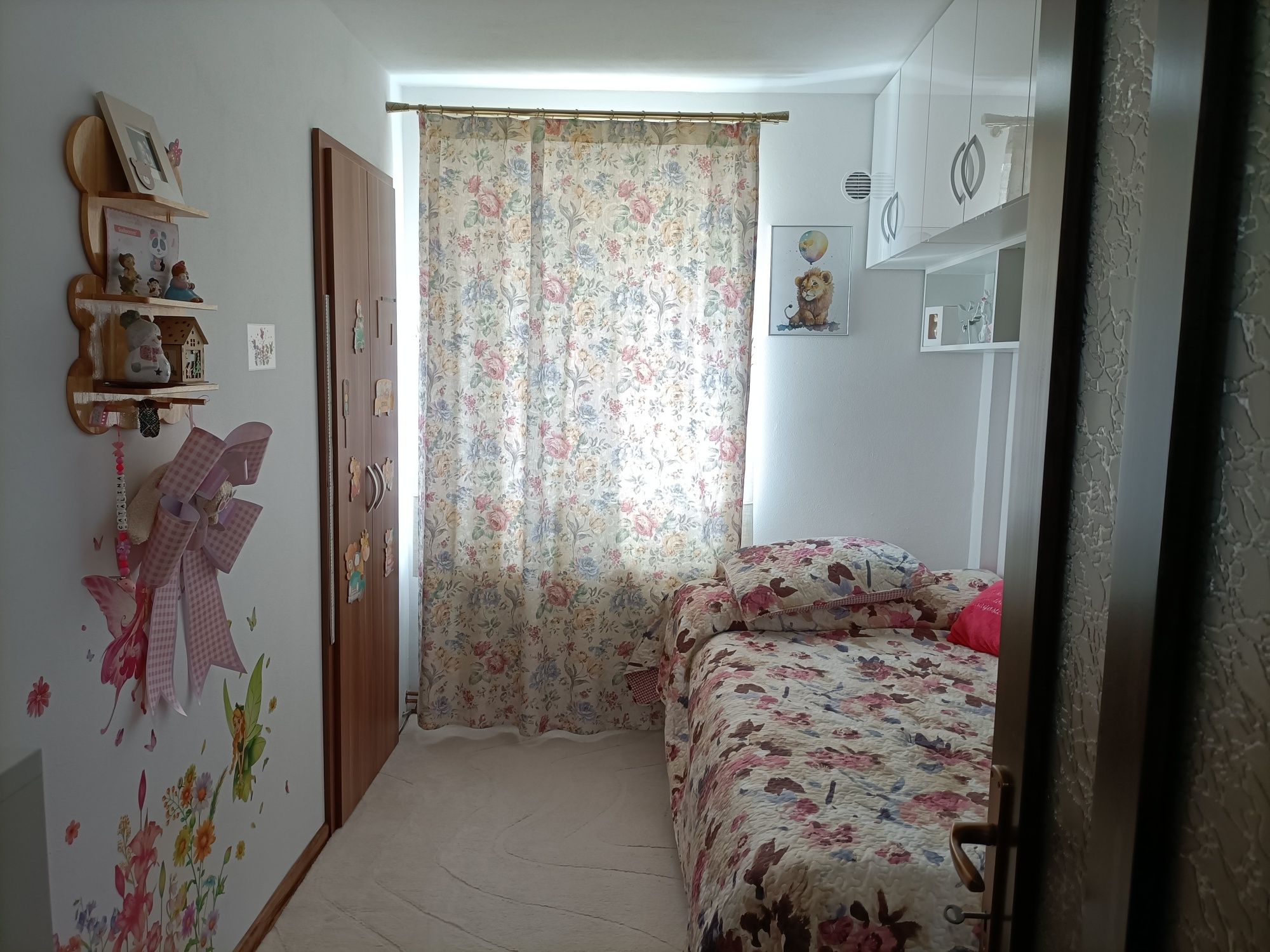 Vând apartament  cu 2 camere