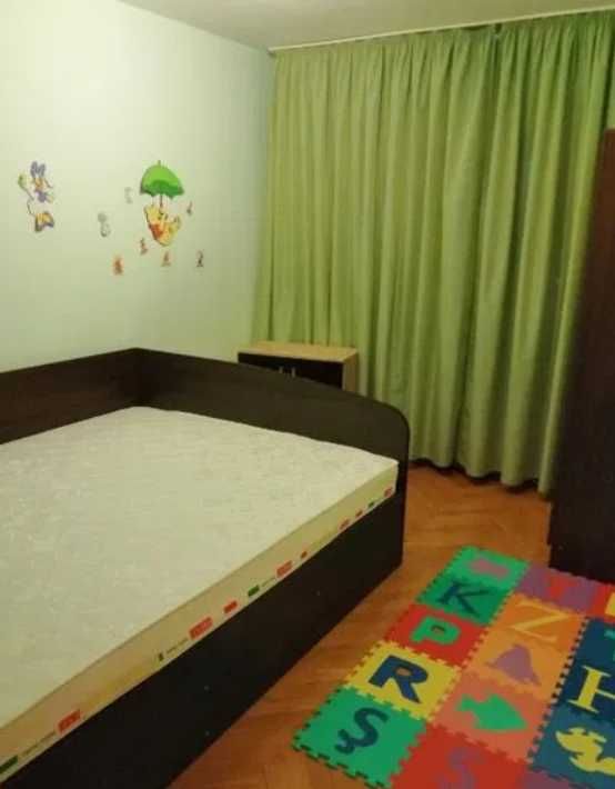 Дава се под наем Тристаен апартамент в Пловдив, Център - 82 кв.м за 397.8 € - Снимка #2