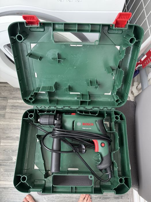 Bormasina bosch 600