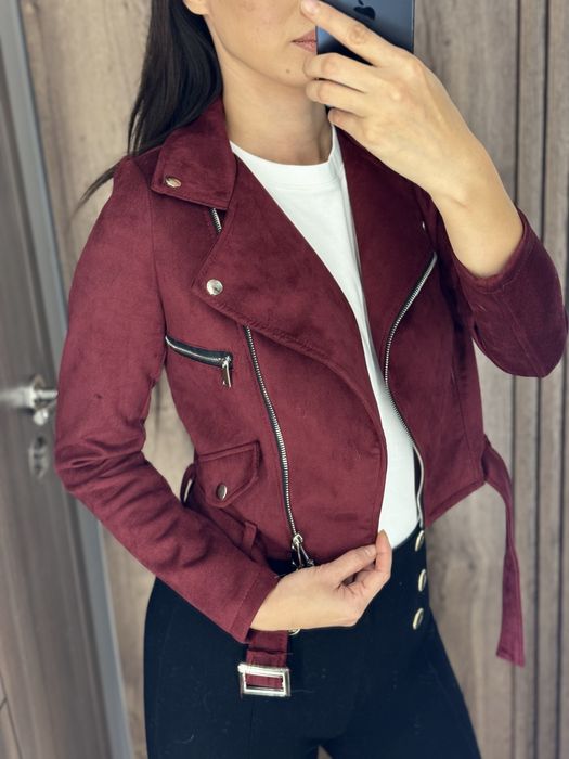 Дамско яке в цвят бордо
