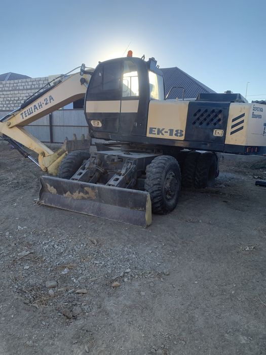 Продам колесный экскаватор ТВЭКС-ЕК-18 2007