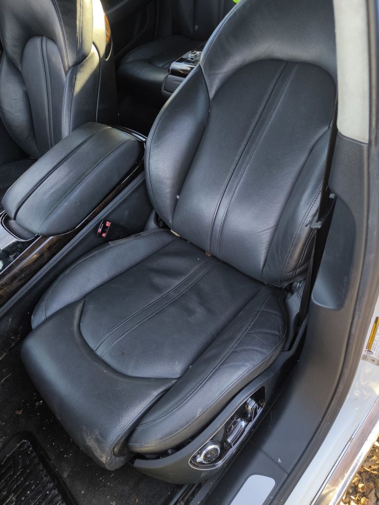 Кожен салон Audi A8 D4 Matrix