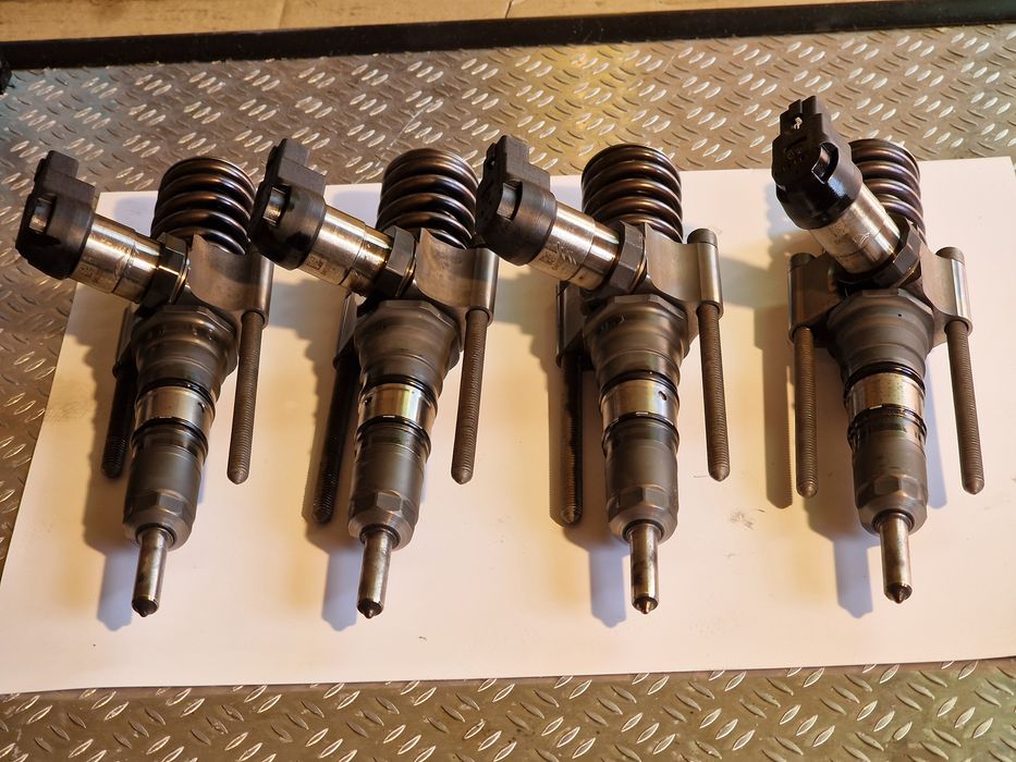 Injectoare passat b6 BKP 170CP PD 2.0