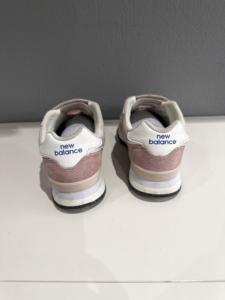 Pantofi fete New Balance roz, mărimea 32