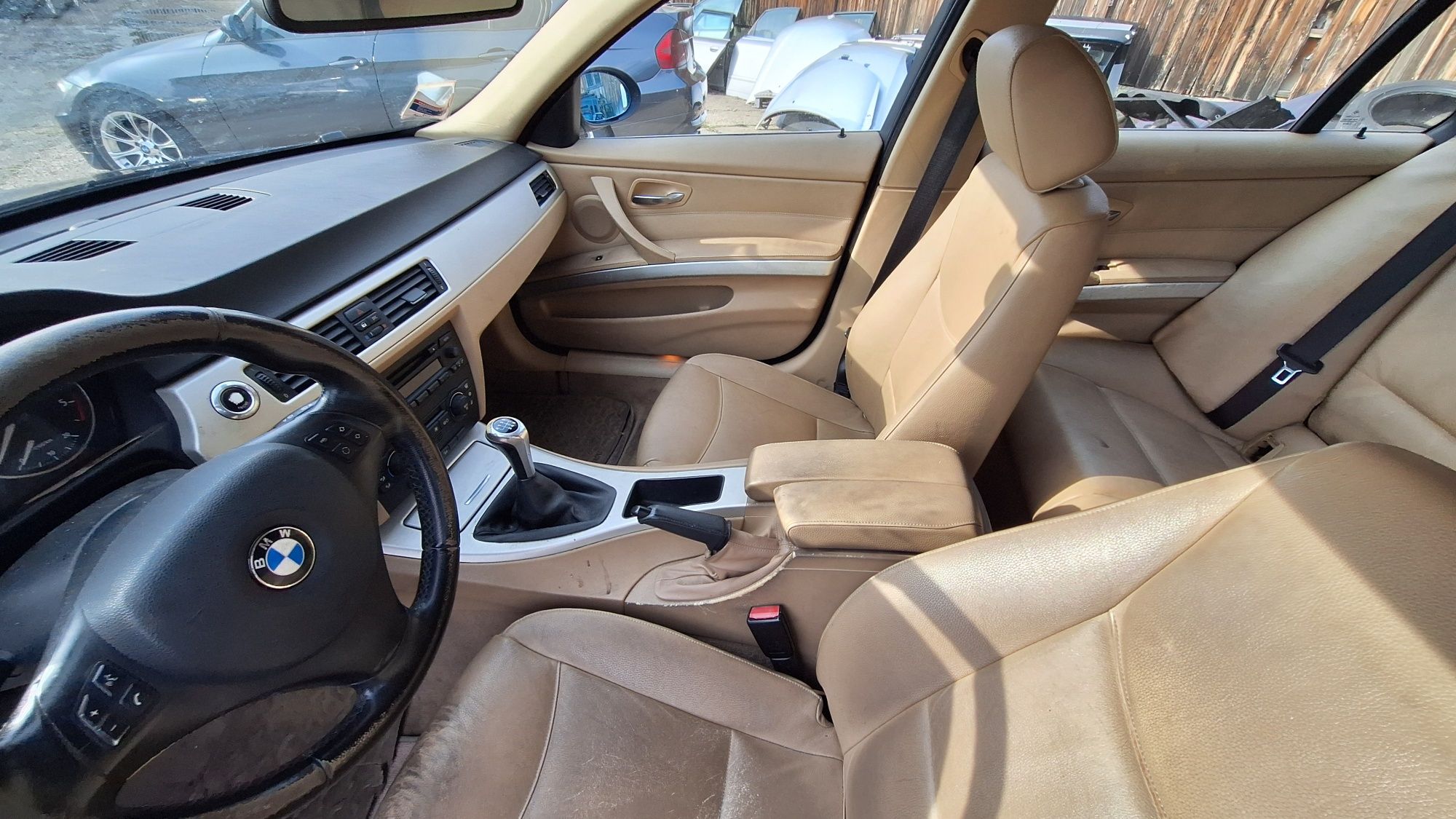 BMW 330XD 231кс на части