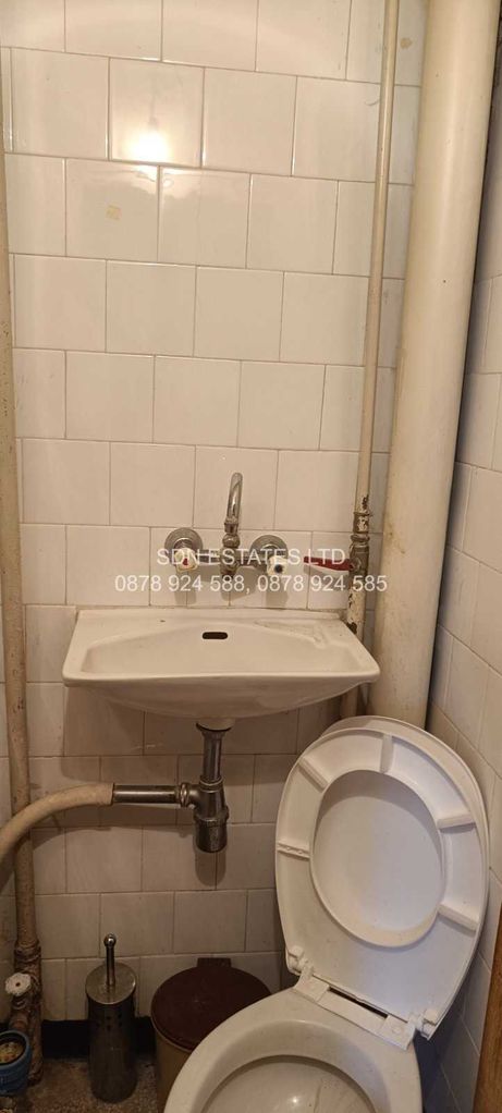 Продава се Тристаен апартамент в Казанлък - 90 кв.м за 1190 €/кв.м - Снимка #8