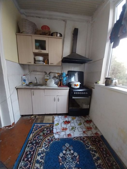 Ижарага куйилади Хокимиятни олдида ижара уй борятни олдида