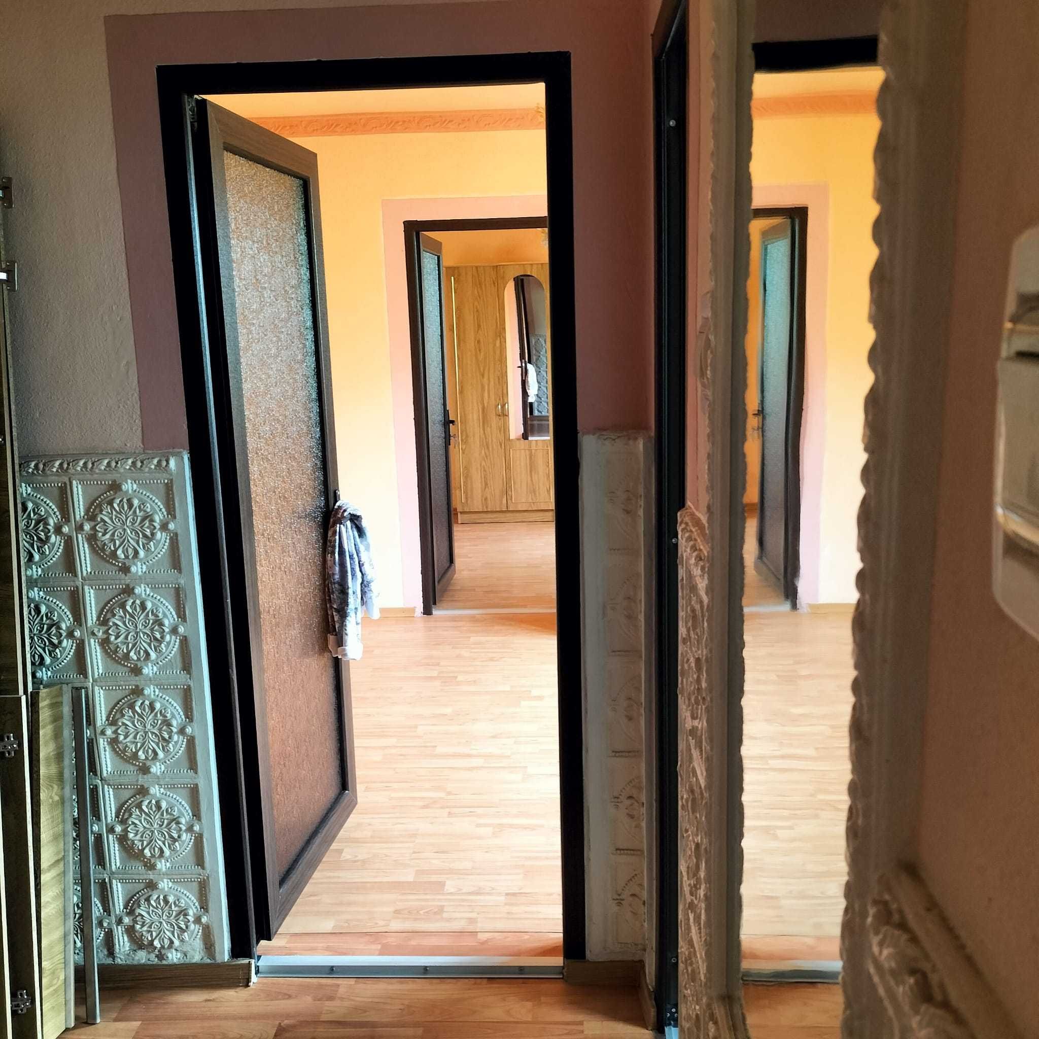 Apartament 3 camere micro 19